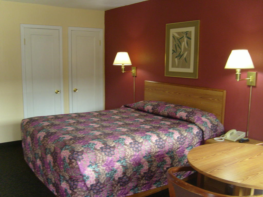 Cascade City Center Motel Лебанон Номер фото