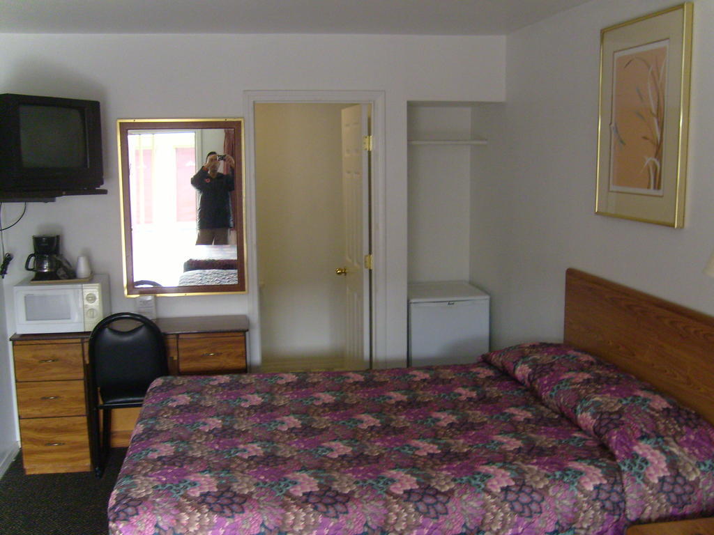Cascade City Center Motel Лебанон Номер фото